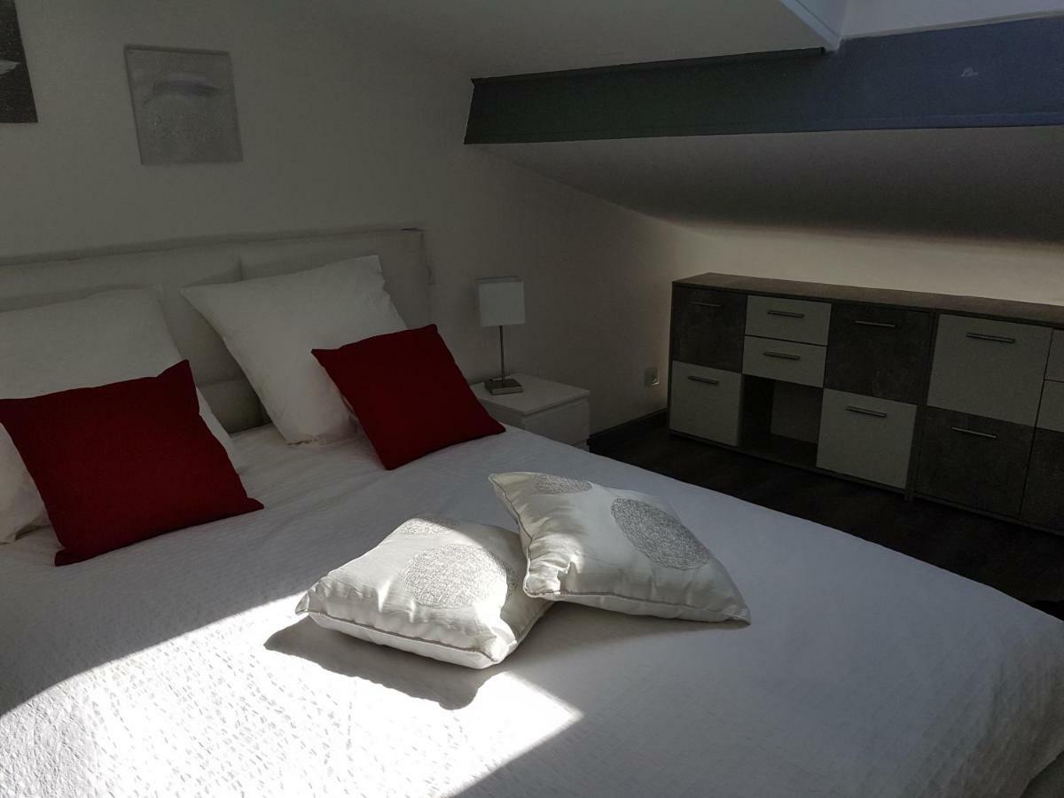 Mikado Apartment La Gaude Bagian luar foto