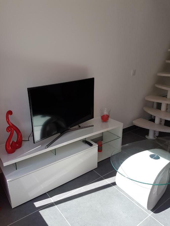 Mikado Apartment La Gaude Bagian luar foto
